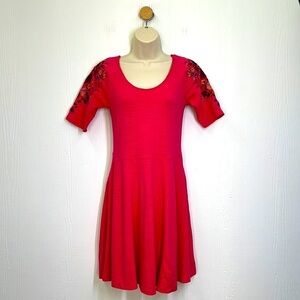Free People - Garden Sleeve Embroidered Colorful Flowers Hot Pink Dress Size Med